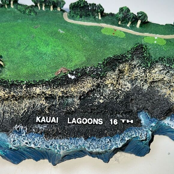 The Danbury‎ Mint 1995 Legendary Golf Holes The 16th at Kauai Lagoons - Picture 2 of 5